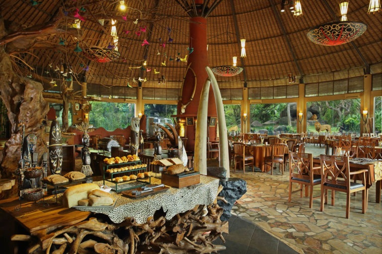 bali safari park restaurant